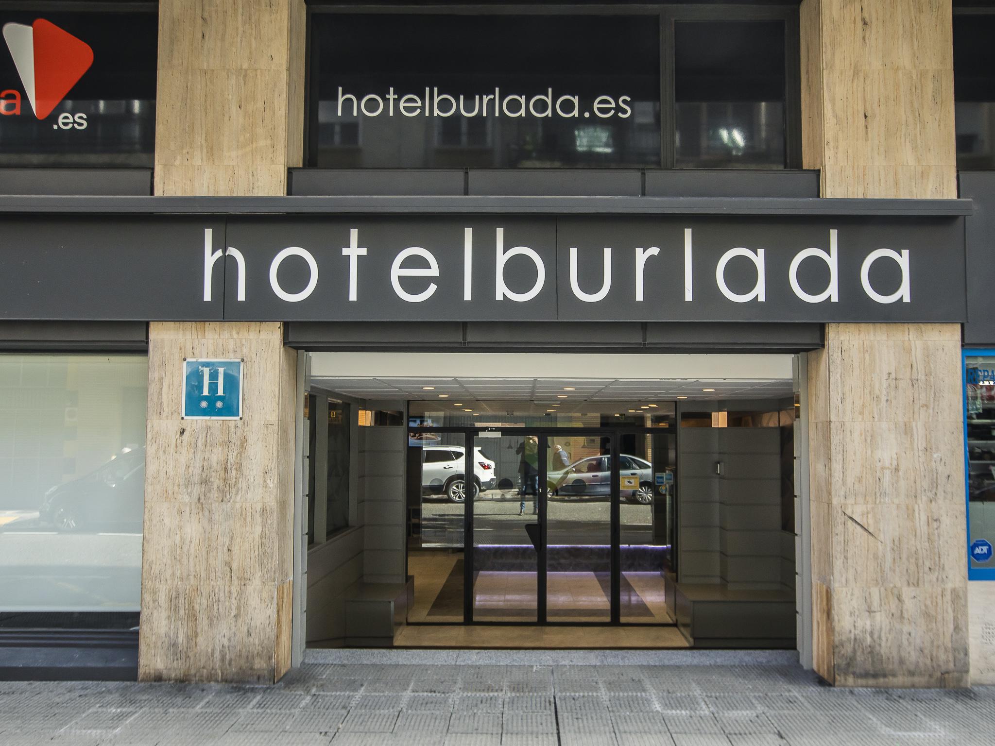 Hotel Burlada Exterior photo