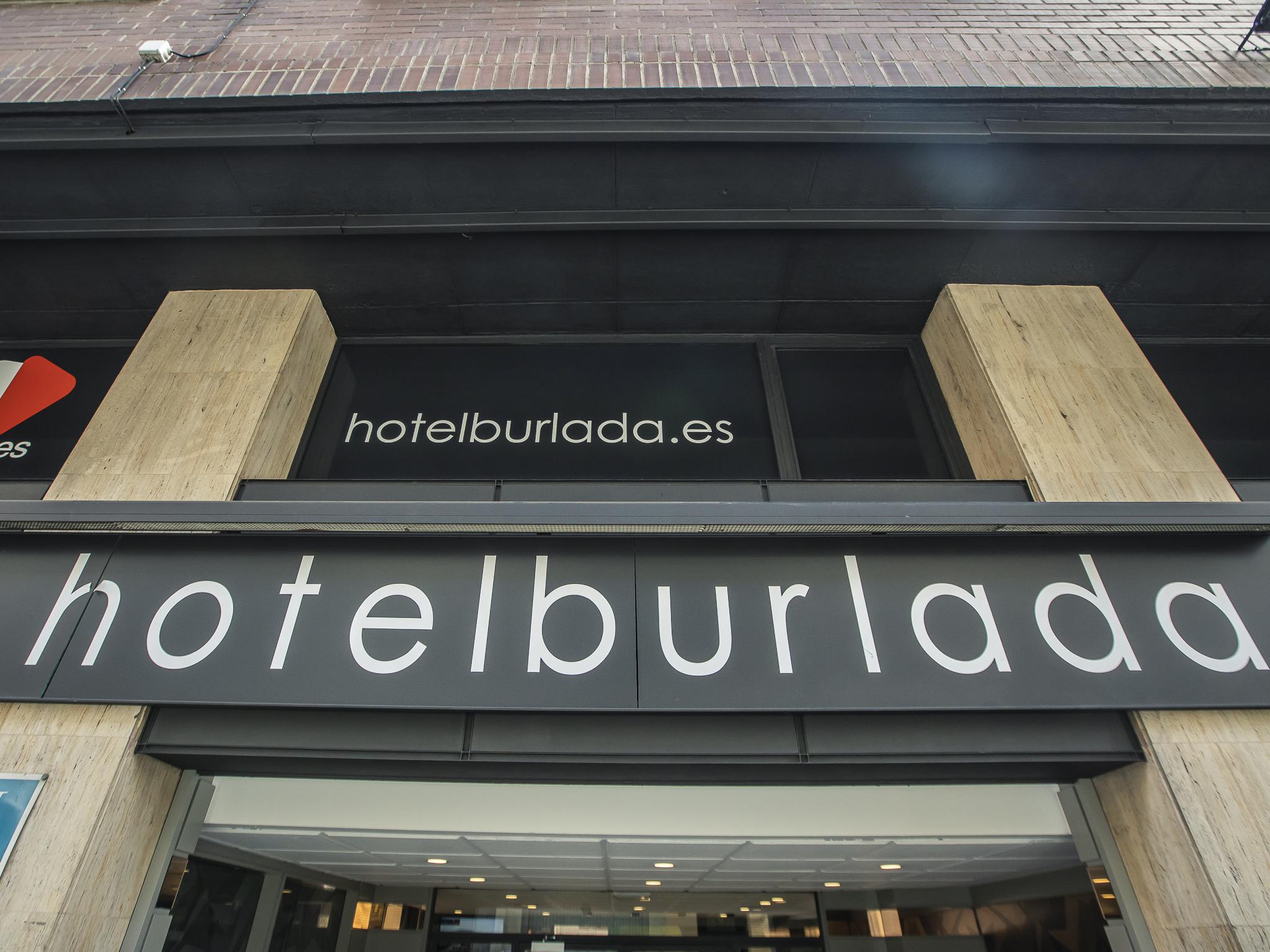 Hotel Burlada Exterior photo